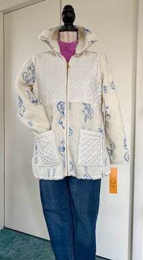 Ruby Rd. White Floral Embroidered Sherpa Quilted Zip-Up Jacket PS
